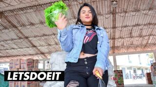 Forró latin amerikai milf xiomara soto olajos szeretkezése az úton