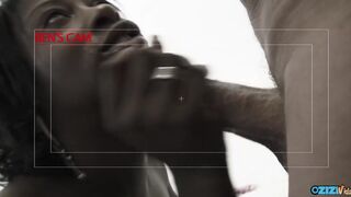 Csoki bomba milf csoportos kefélése fehér farkakkal fenékben és két behatolással
