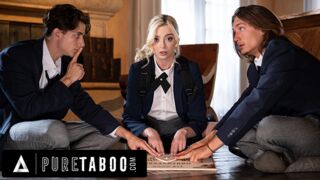 Zsenge Világos Szőke Két Behatolással és Beleélvezéssel a Pure Taboo Legvadabb Családi Videójában